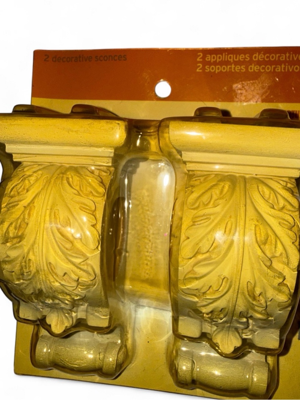 Martha Stewart Yellow Decorative Wall Corbels (Pair)